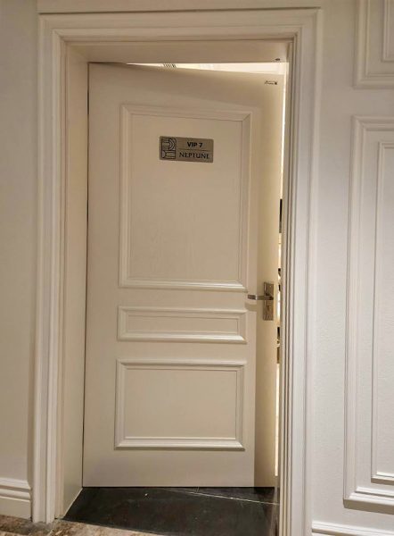 Cửa nhựa Composite có phù hợp với phòng ngủ, nhà vệ sinh?